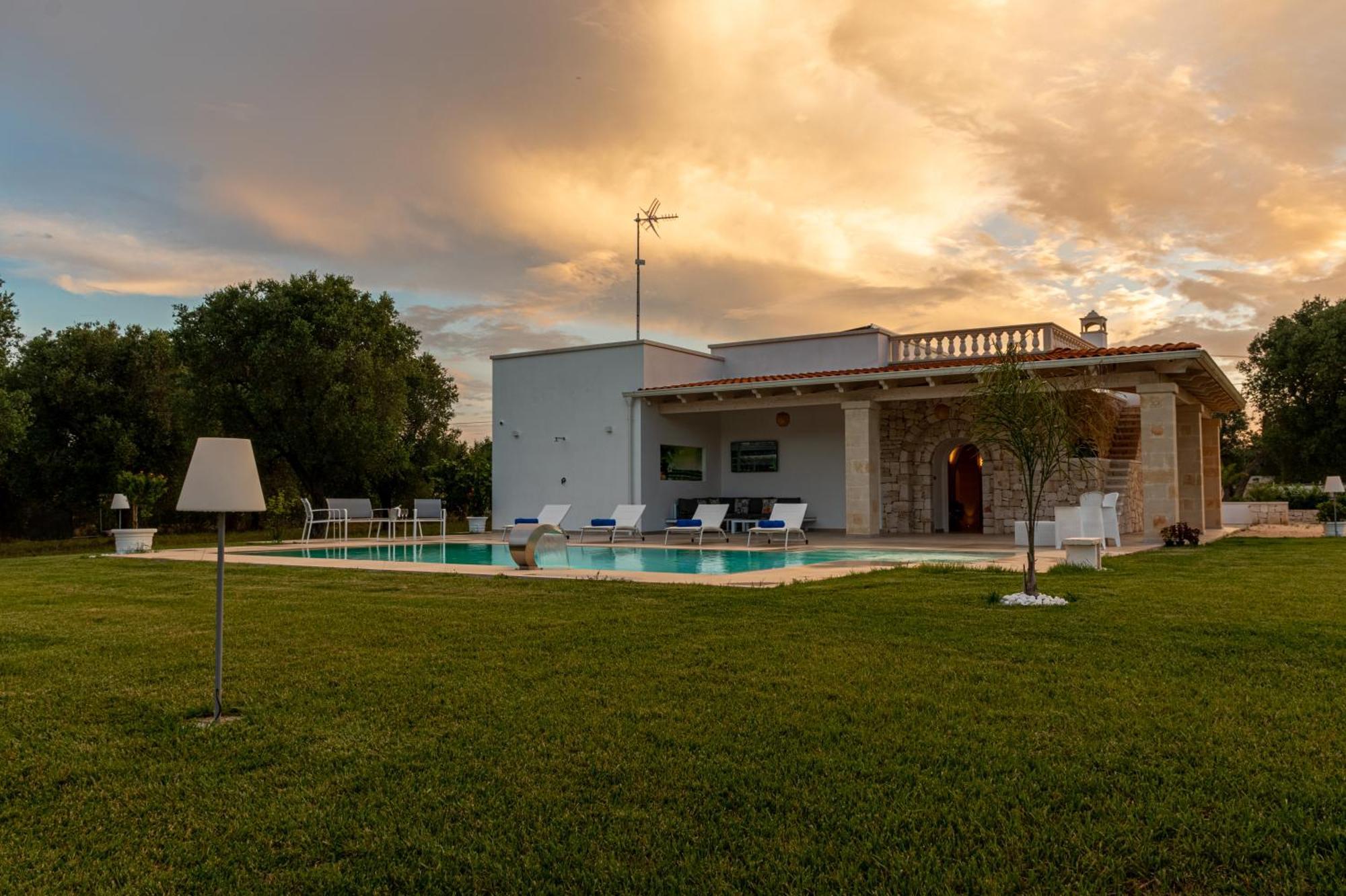 La Carezza Del Sole - Private Villa Francavilla Fontana Eksteriør billede